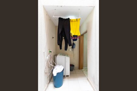 Casa de condomínio à venda com 101m², 2 quartos e 2 vagasÁrea de Serviço