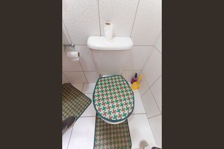 Casa de condomínio à venda com 101m², 2 quartos e 2 vagasBanheiro 2