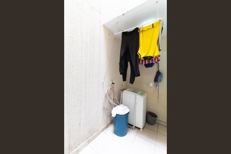 Casa de condomínio à venda com 101m², 2 quartos e 2 vagasÁrea de Serviço