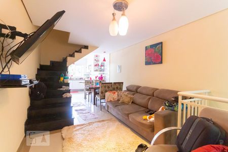 Casa de condomínio à venda com 101m², 2 quartos e 2 vagasSala de Estar