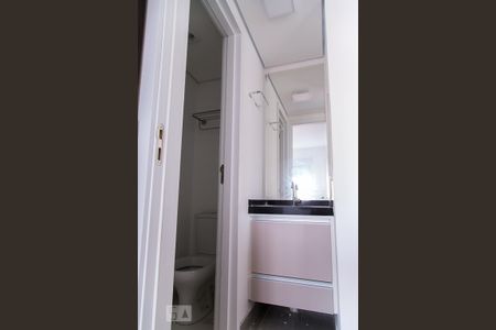 Apartamento para alugar com 38m², 1 quarto e sem vaga Apartamento para alugar com 38m², 1 quarto e sem vagaBanheiro