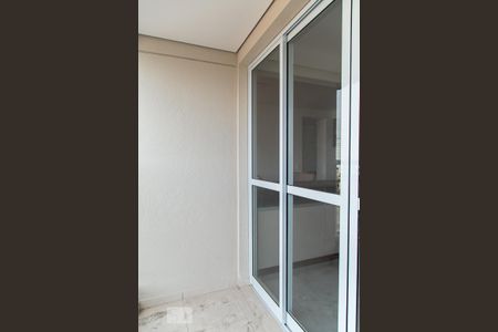 Apartamento para alugar com 38m², 1 quarto e sem vaga Apartamento para alugar com 38m², 1 quarto e sem vagaVaranda