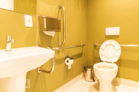 Apartamento para alugar com 38m², 1 quarto e sem vagaBanheiro Área Comum