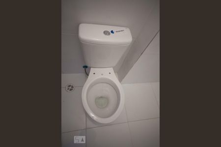 Apartamento à venda com 40m², 2 quartos e 1 vaga Apartamento à venda com 40m², 2 quartos e 1 vagaBanheiro Social