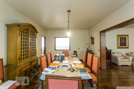 Apartamento à venda com 250m², 4 quartos e 4 vagasSala Jantar