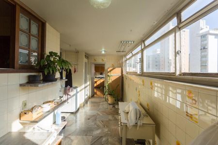 Apartamento à venda com 250m², 4 quartos e 4 vagasÁrea de Serviço