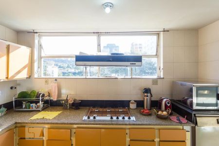 Apartamento à venda com 250m², 4 quartos e 4 vagasCozinha