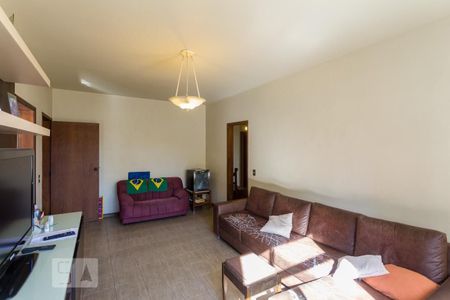Apartamento à venda com 250m², 4 quartos e 4 vagasSala TV