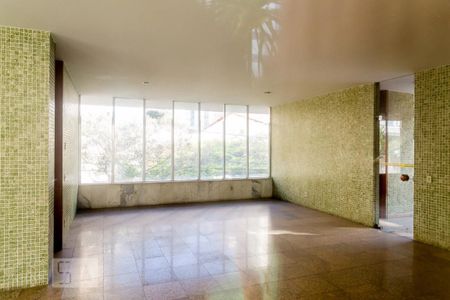 Apartamento à venda com 250m², 4 quartos e 4 vagasSalão de Festas