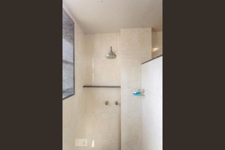 Apartamento à venda com 250m², 4 quartos e 4 vagasBanheiro Social