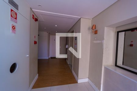 Apartamento à venda com 43m², 2 quartos e sem vagaÁrea comum