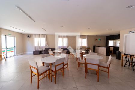 Apartamento à venda com 43m², 2 quartos e sem vagaÁrea comum - Salão de festas