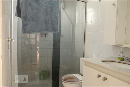 Banheiro de apartamento à venda com 2 quartos, 63m² em Jardim Mariliza, São Paulo