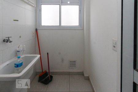 Área de Serviço de apartamento para alugar com 2 quartos, 94m² em Jardim Colonial, São Paulo