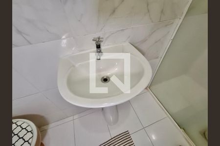 Studio para alugar com 28m², 1 quarto e sem vaga Studio para alugar com 28m², 1 quarto e sem vagaBanheiro