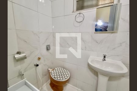 Studio para alugar com 28m², 1 quarto e sem vaga Studio para alugar com 28m², 1 quarto e sem vagaBanheiro