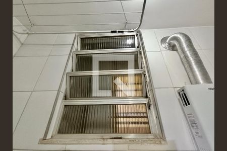 Studio para alugar com 28m², 1 quarto e sem vaga Studio para alugar com 28m², 1 quarto e sem vagaBanheiro