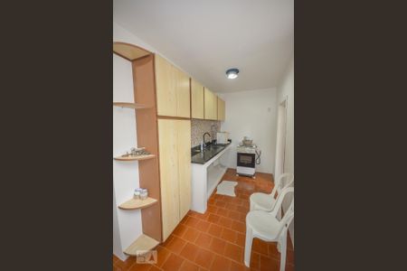 Apartamento à venda com 100m², 2 quartos e sem vagaCozinha 