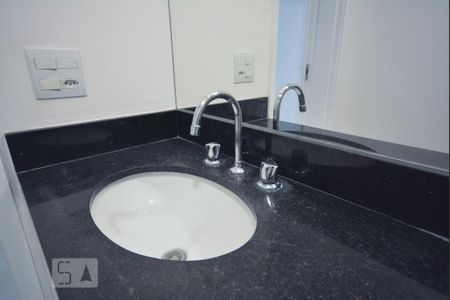 Apartamento à venda com 100m², 2 quartos e sem vagaBanheiro Social - Pia 