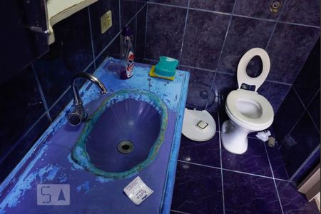 Casa à venda com 426m², 6 quartos e 10 vagasCasa 1 - Banheiro da Suíte 2