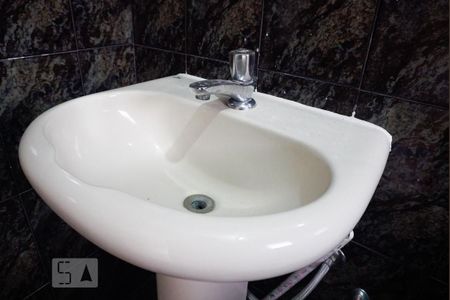 Casa à venda com 426m², 6 quartos e 10 vagasCasa 2 - Banheiro da Suíte 1