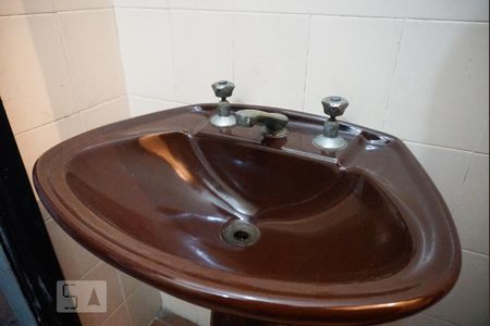 Casa à venda com 426m², 6 quartos e 10 vagasBanheiros da Garagem