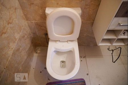 Casa à venda com 426m², 6 quartos e 10 vagasCasa 1 - Banheiro da Suíte 3