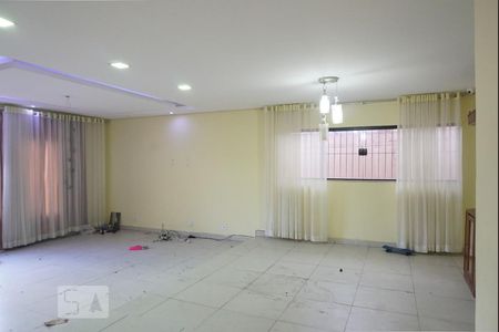 Casa 1 - Sala de casa à venda com 6 quartos, 426m² em Parque Boturussu, São Paulo