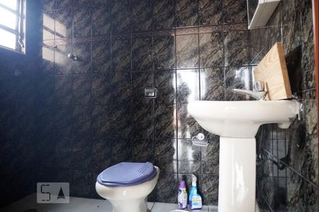 Casa à venda com 426m², 6 quartos e 10 vagasCasa 2 - Banheiro da Suíte 2