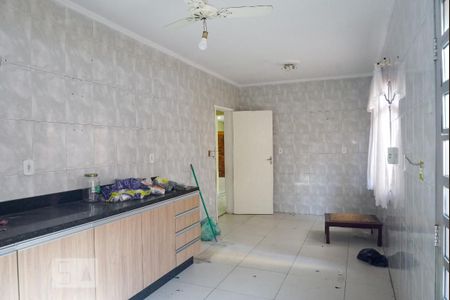 Casa à venda com 426m², 6 quartos e 10 vagasCasa 1 -  Cozinha