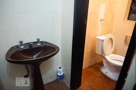 Casa à venda com 426m², 6 quartos e 10 vagasBanheiros da Garagem