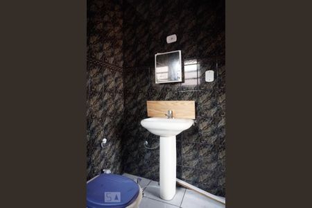 Casa à venda com 426m², 6 quartos e 10 vagasCasa 2 - Banheiro da Suíte 2