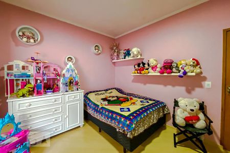 Quarto  de casa à venda com 3 quartos, 115m² em Vila Bertioga, São Paulo