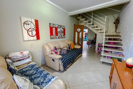 Sala de casa à venda com 3 quartos, 115m² em Vila Bertioga, São Paulo