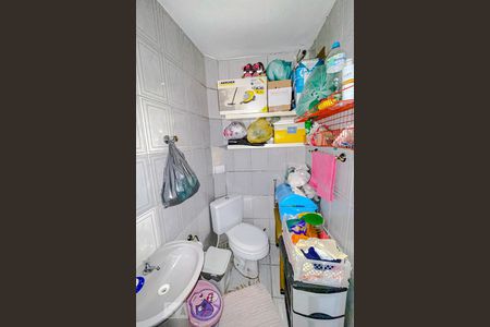 Casa à venda com 115m², 3 quartos e 1 vagaBanheiro 2