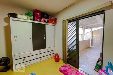 Quarto  de casa à venda com 3 quartos, 115m² em Vila Bertioga, São Paulo