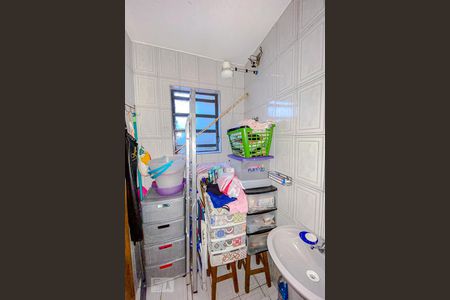 Casa à venda com 115m², 3 quartos e 1 vagaBanheiro 2