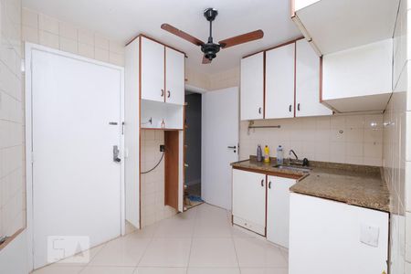 Apartamento à venda com 187m², 3 quartos e 1 vagaCozinha