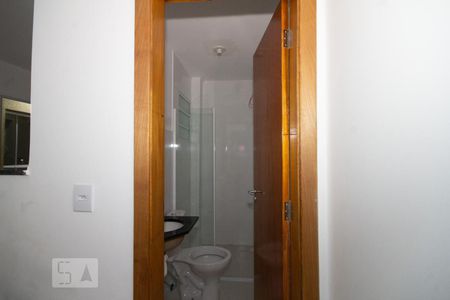 Banheiro de kitnet/studio para alugar com 1 quarto, 25m² em Vila Barbosa, São Paulo