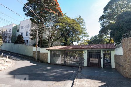 Apartamento à venda com 59m², 2 quartos e 2 vagasEntrada do condomínio