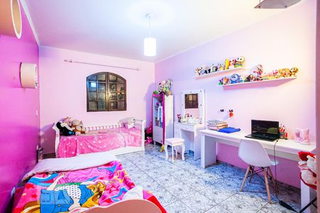 Casa à venda com 185m², 3 quartos e 2 vagas Casa à venda com 185m², 3 quartos e 2 vagasQuarto 2