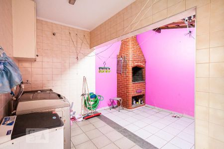 Casa à venda com 185m², 3 quartos e 2 vagas Casa à venda com 185m², 3 quartos e 2 vagasÁrea de Serviço