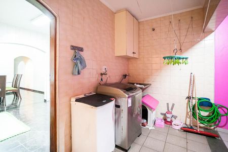 Casa à venda com 185m², 3 quartos e 2 vagas Casa à venda com 185m², 3 quartos e 2 vagasÁrea de Serviço