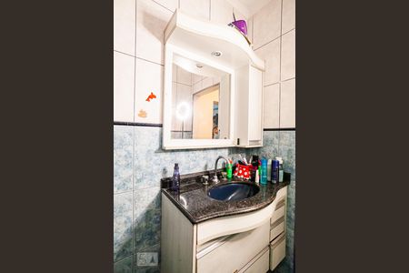 Casa à venda com 185m², 3 quartos e 2 vagas Casa à venda com 185m², 3 quartos e 2 vagasBanheiro da Suíte