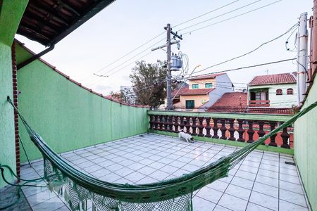 Casa à venda com 185m², 3 quartos e 2 vagas Casa à venda com 185m², 3 quartos e 2 vagasVaranda da Suíte