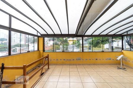 Casa para alugar com 300m², 3 quartos e 3 vagasSuíte 3 - varanda