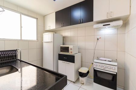 Apartamento para alugar com 47m², 2 quartos e 2 vagas Apartamento para alugar com 47m², 2 quartos e 2 vagasCozinha