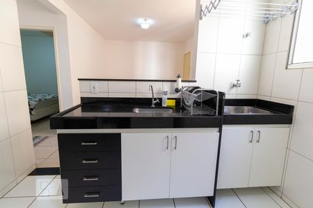 Apartamento para alugar com 47m², 2 quartos e 2 vagas Apartamento para alugar com 47m², 2 quartos e 2 vagasCozinha
