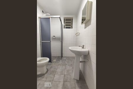 Banheiro de apartamento para alugar com 1 quarto, 43m² em Mauá, Novo Hamburgo