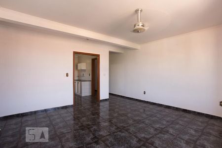 Sala de apartamento para alugar com 2 quartos, 83m² em Centro, Ribeirão Preto